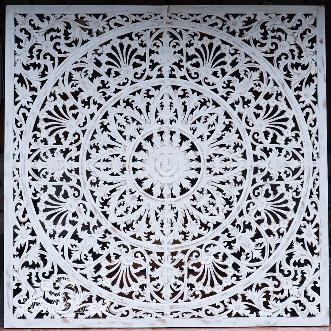 Wooden Wallhanging Sun Flower, Hand Made From Hardboard/ MDF, With White Wash Color.