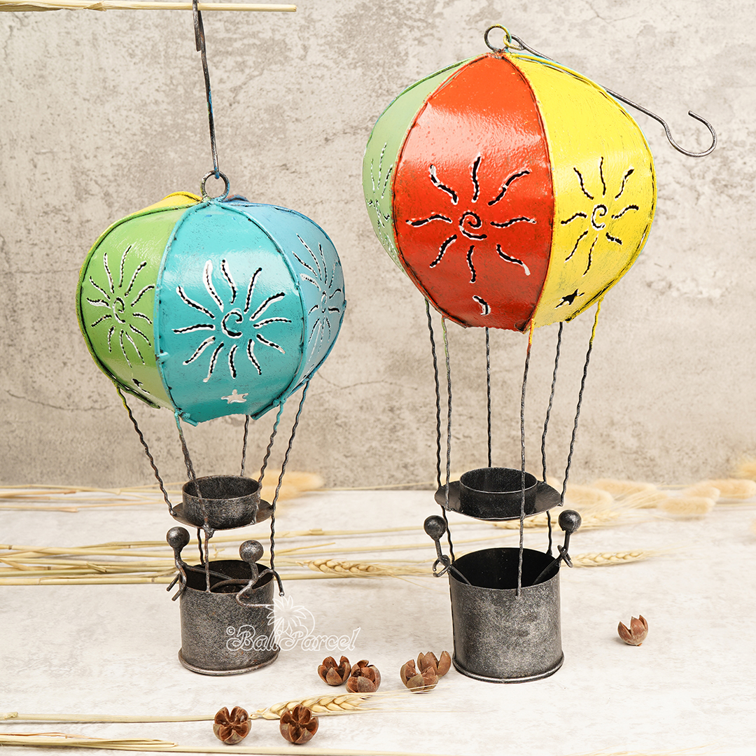 The Hanging Baloon